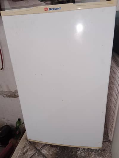 dawlance mini fridge