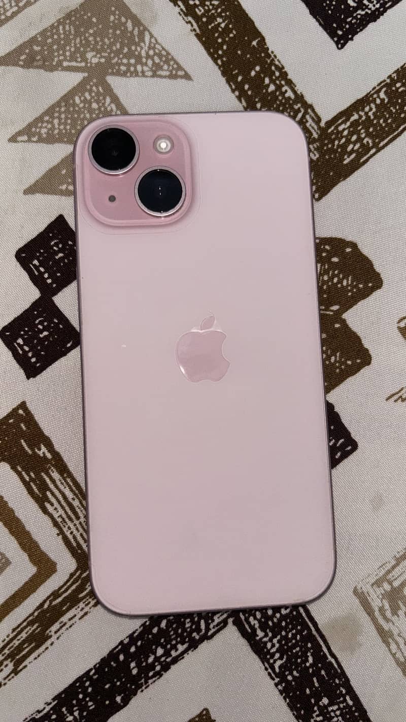 Apple iPhone 15 2