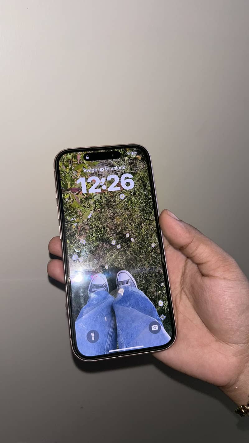 Apple iPhone 15 5