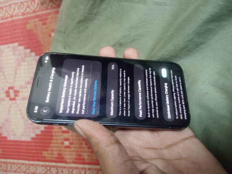 Apple iPhone 12 mini 4