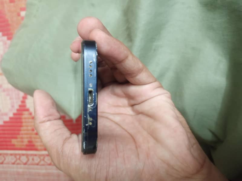 Apple iPhone 12 mini 5