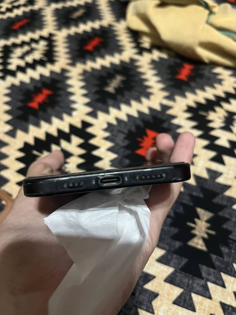 iPhone 16 Plus Jv 5
