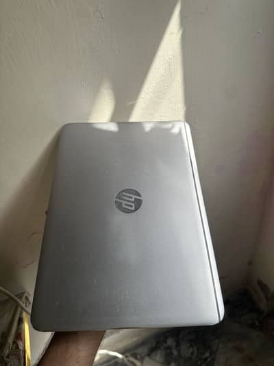 Hp EliteBook Folio 1040G3 Core i5 -6Gen - Ultra HD touch screen