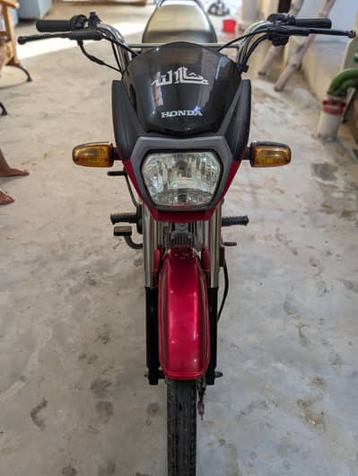 CD70 motorcycle