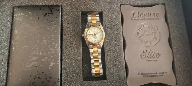 Women watch/Ageless Merced