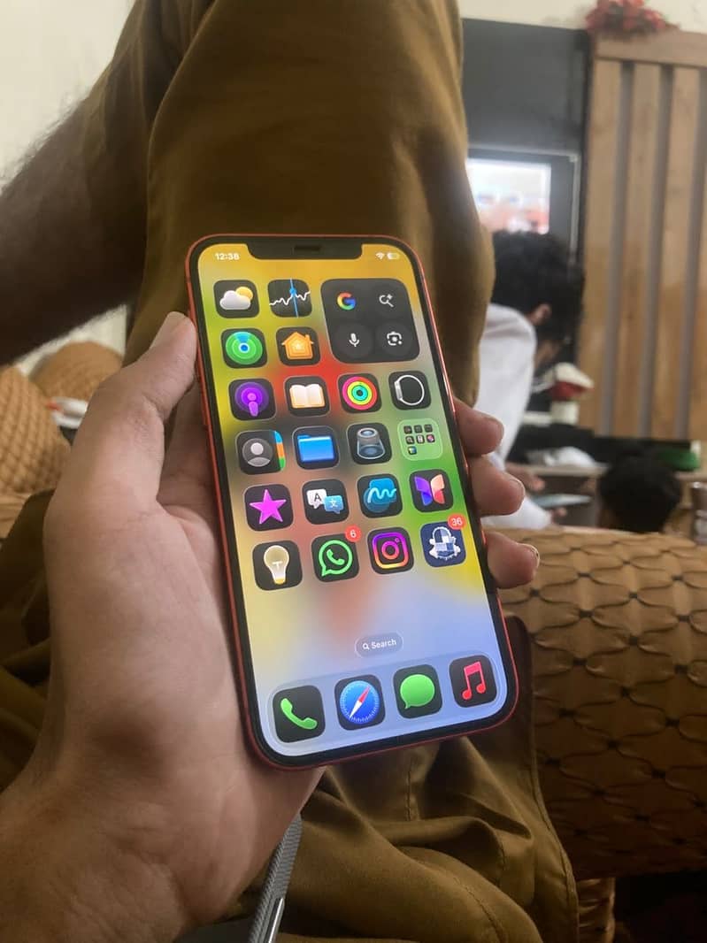 Apple iPhone 12 1