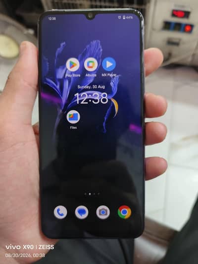 Vivo V20