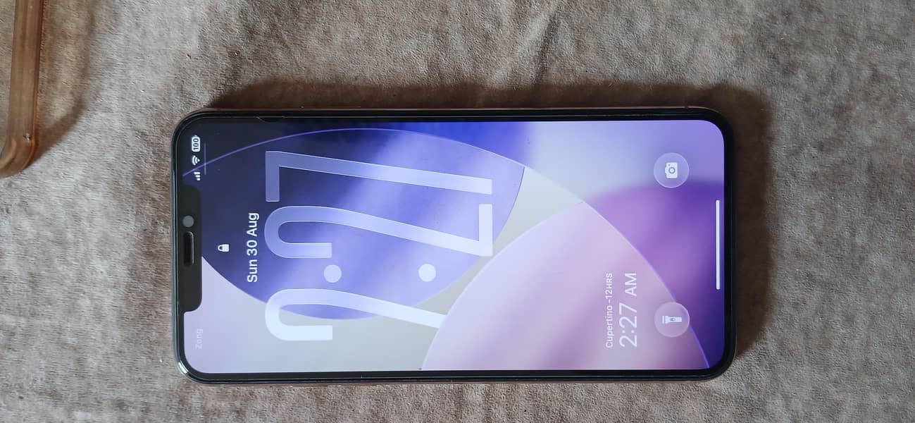 Apple iPhone 11 Pro Max 4