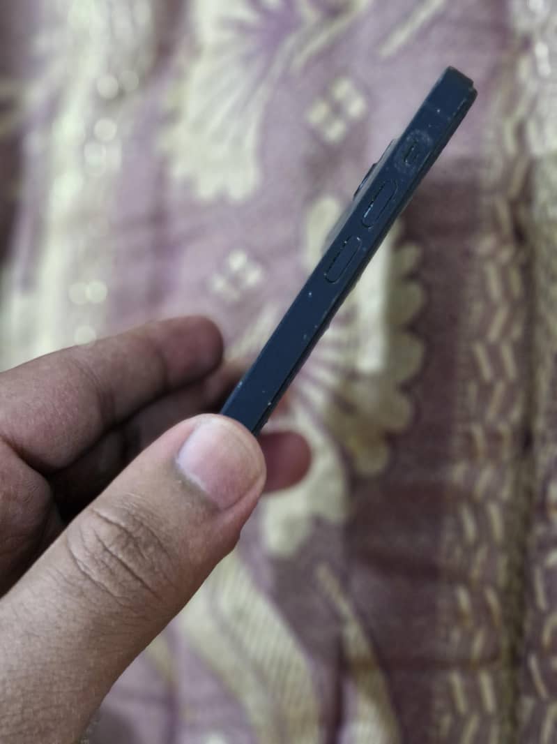 iphone 12 3