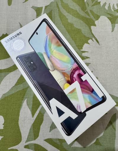 Samsung Galaxy A71 10/10 Condition with Box | PTA Approved