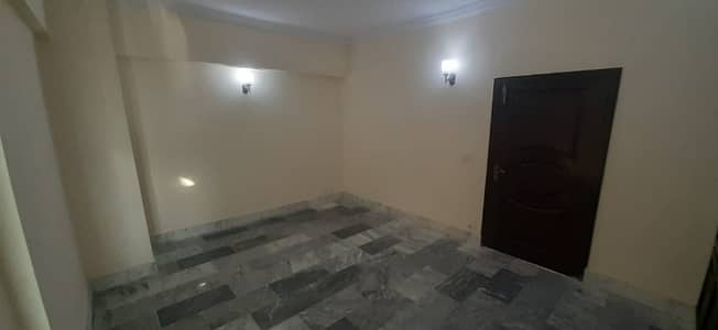 Investors Should Sale This Flat Located Ideally In E-11