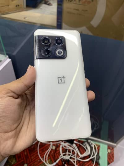 One Plus 10 Pro + 12  512 gb NoN Pta