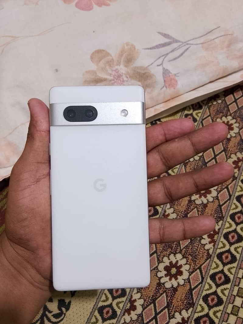 Google Pixel 7a 1