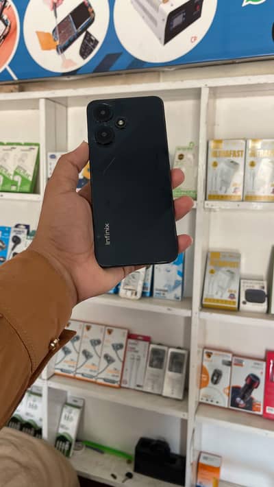 Infinix Hot 30 Play