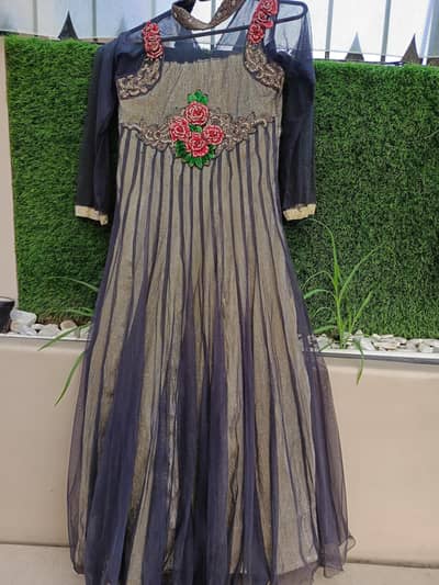long Maxi , size 9ear, new condition, fancy maxi