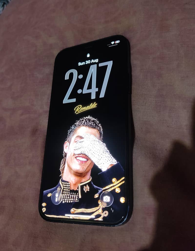 Apple iPhone 12 3