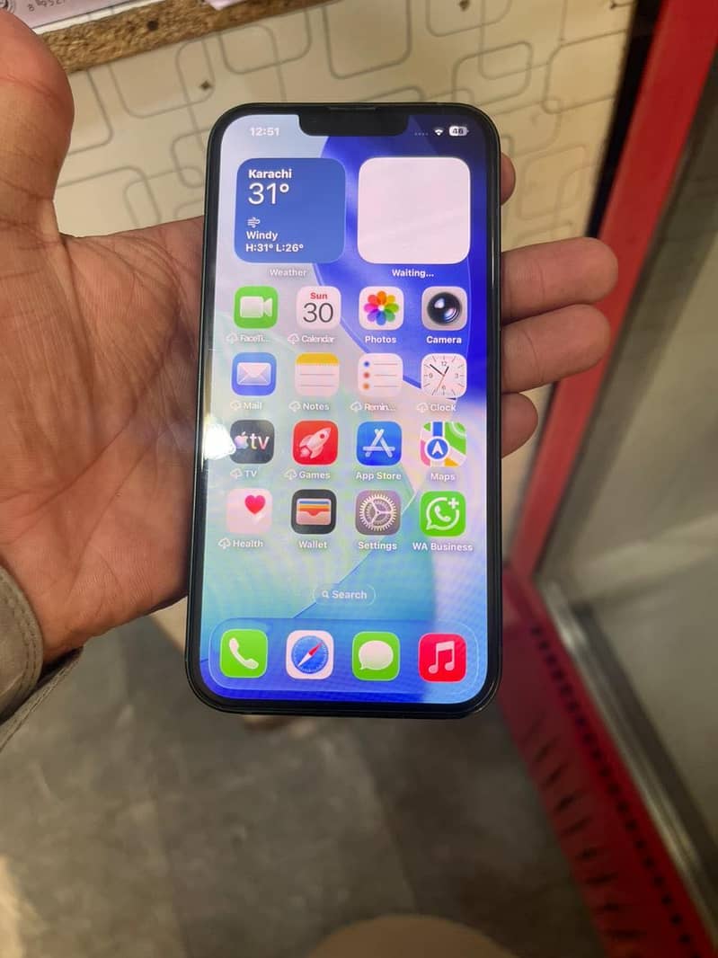 Apple iPhone 13 3