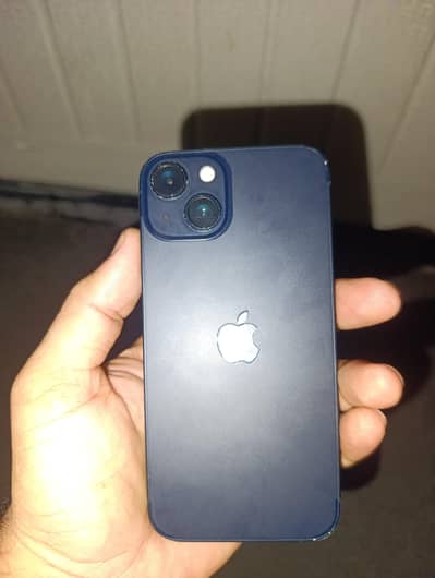 Apple iPhone 13