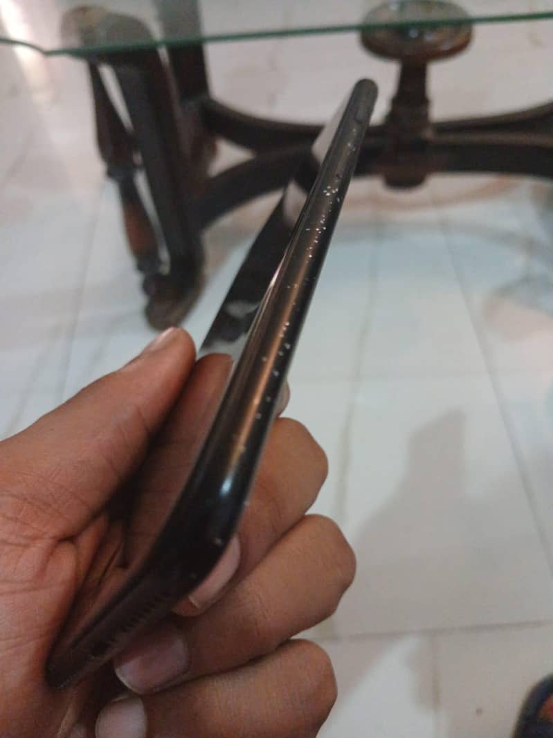 Apple iPhone 7 Plus 5