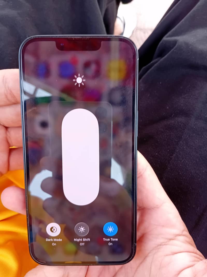Apple iPhone 14 3