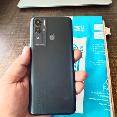 Tecno Pova