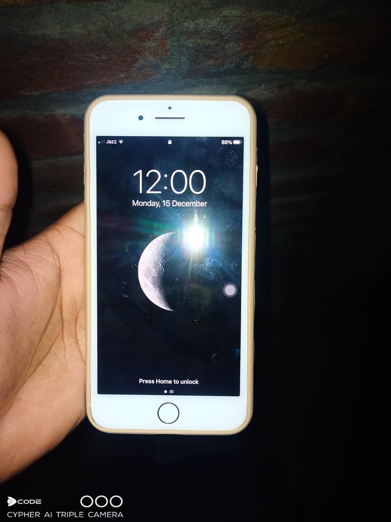 Apple iPhone 7 Plus 6