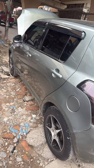 Suzuki Swift 2012