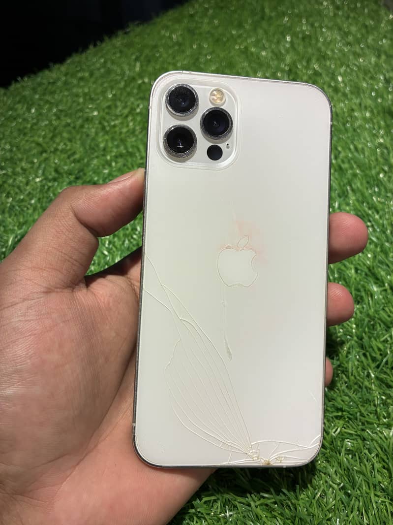 Apple iPhone 12 Pro 6