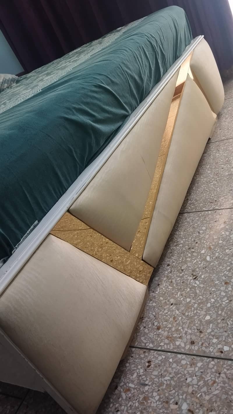 Deco bed 2