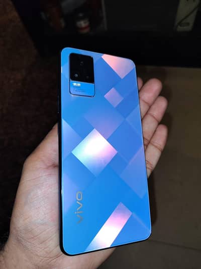 Vivo V21e