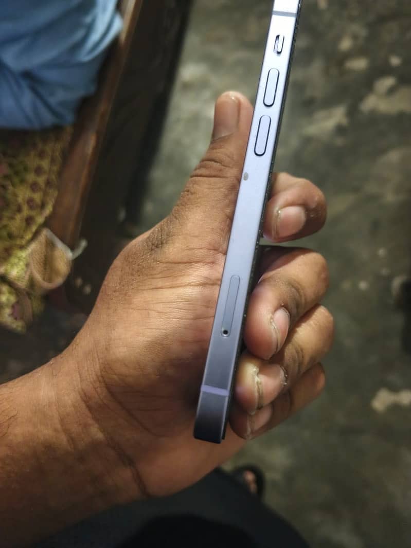 Apple iPhone 12 mini 5