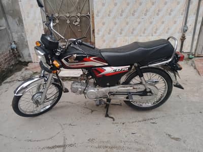 Honda CD 70 2025 Model — Black