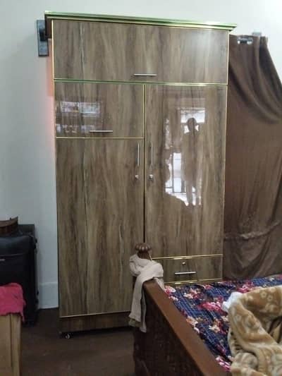 3 door wardrobe
