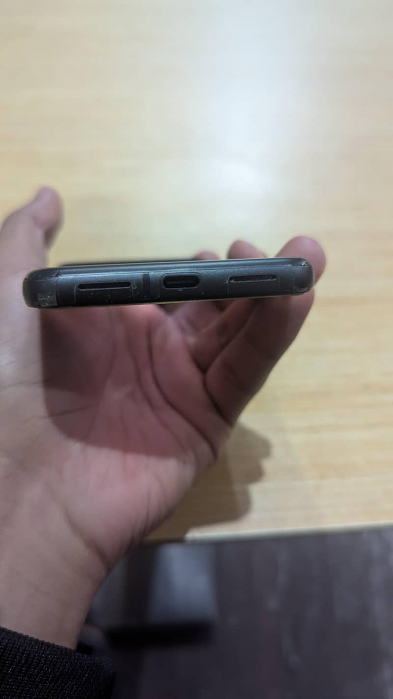 Google Pixel 8 2