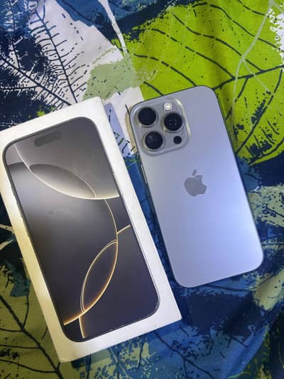 IPhone 16 Pro 256 gb natural titanium with box 10/10 condition