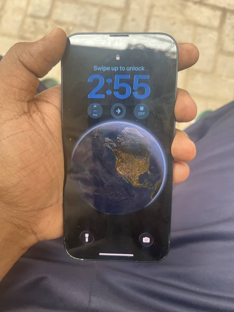 Apple iPhone 13 3