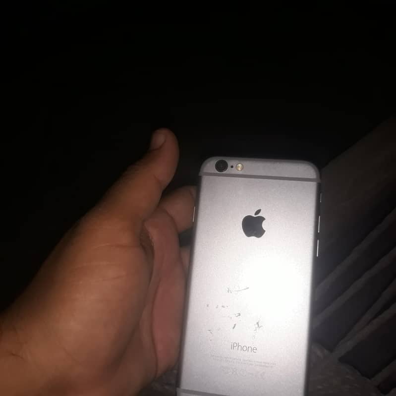 Apple iPhone 6 1