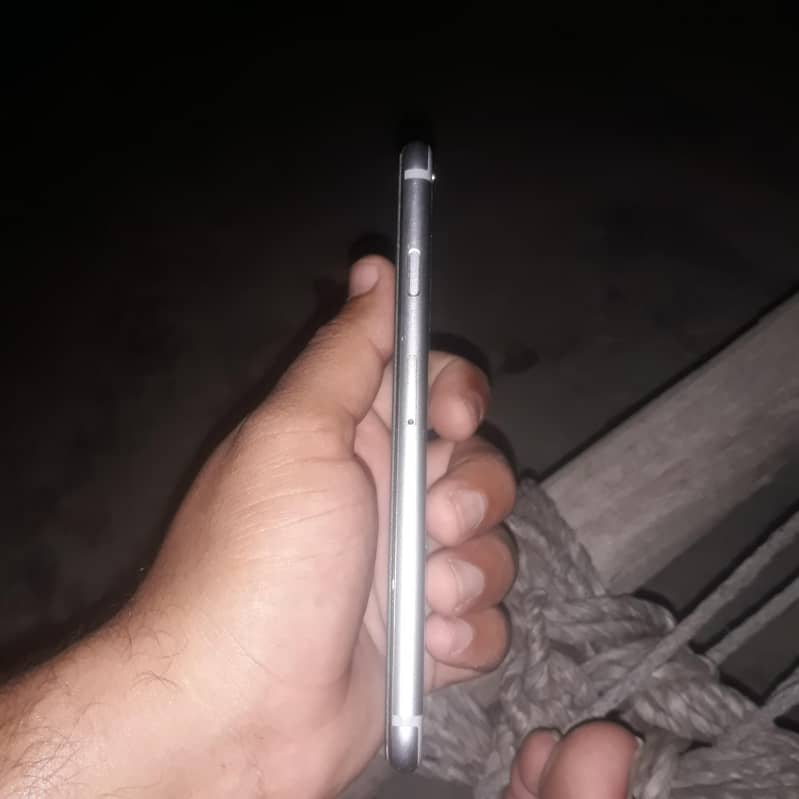Apple iPhone 6 4