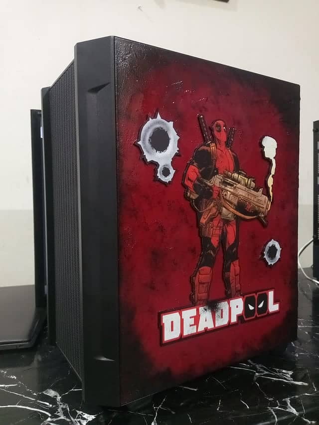 Custom PC Case Deapool red 2