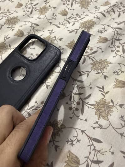 Iphone 14 pro cover