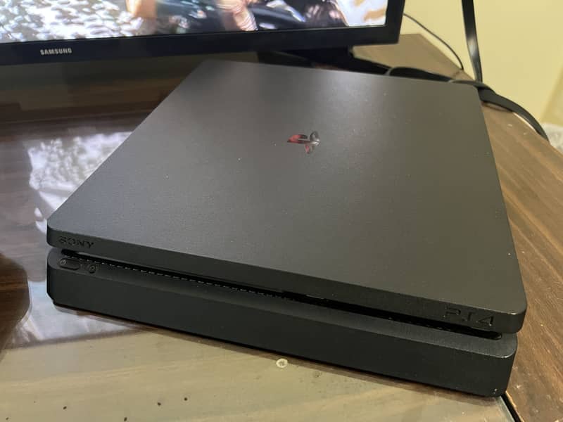 PS4 Slim with box, 13.52 version 1