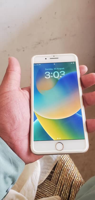 iPhone 8 Plus
