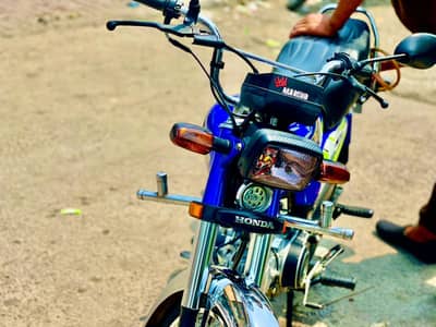 BIKE FOR SALE CD 70
