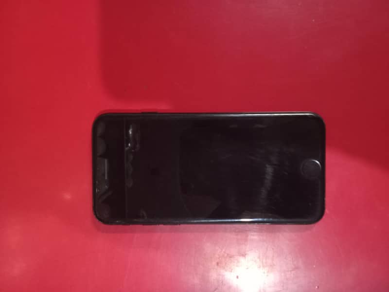 Apple iPhone 7 0