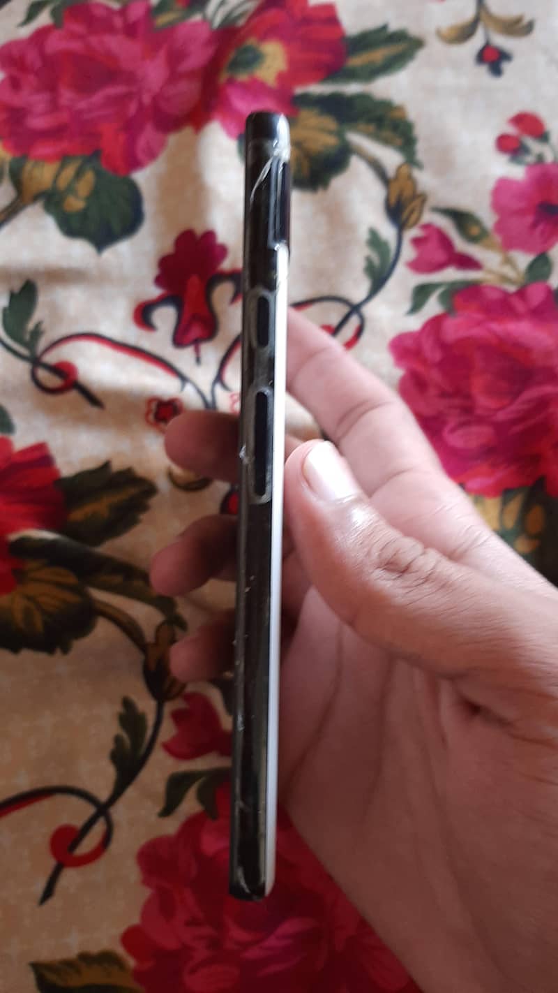 Google Pixel 6a 4