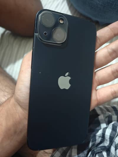 Apple iPhone 13