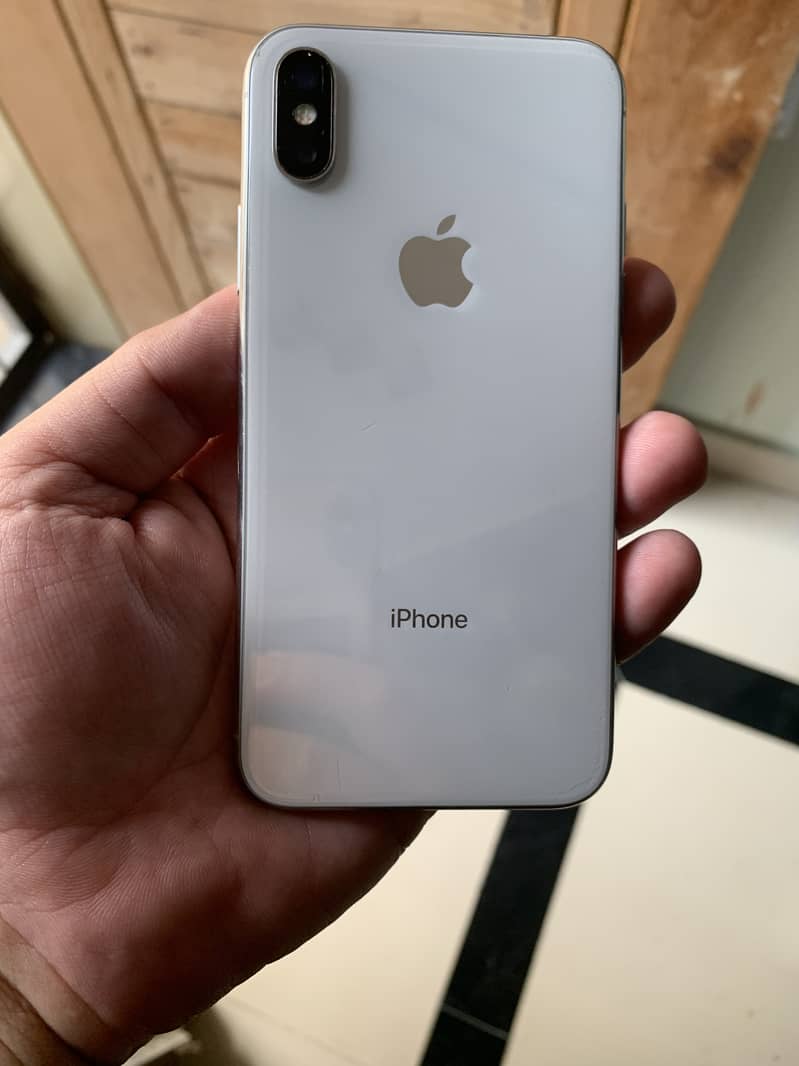 Apple iPhone X 5