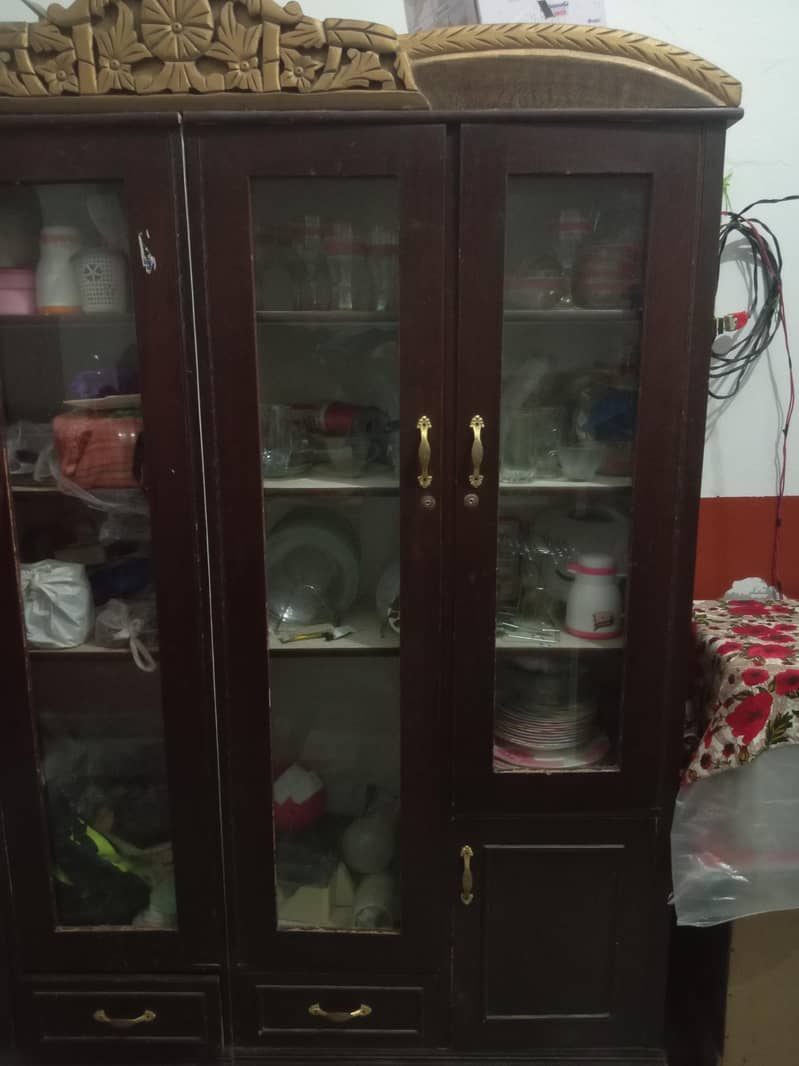 Bed+dressing+$how case. + table 4