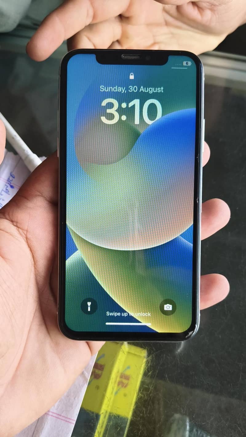 Apple iPhone X 0