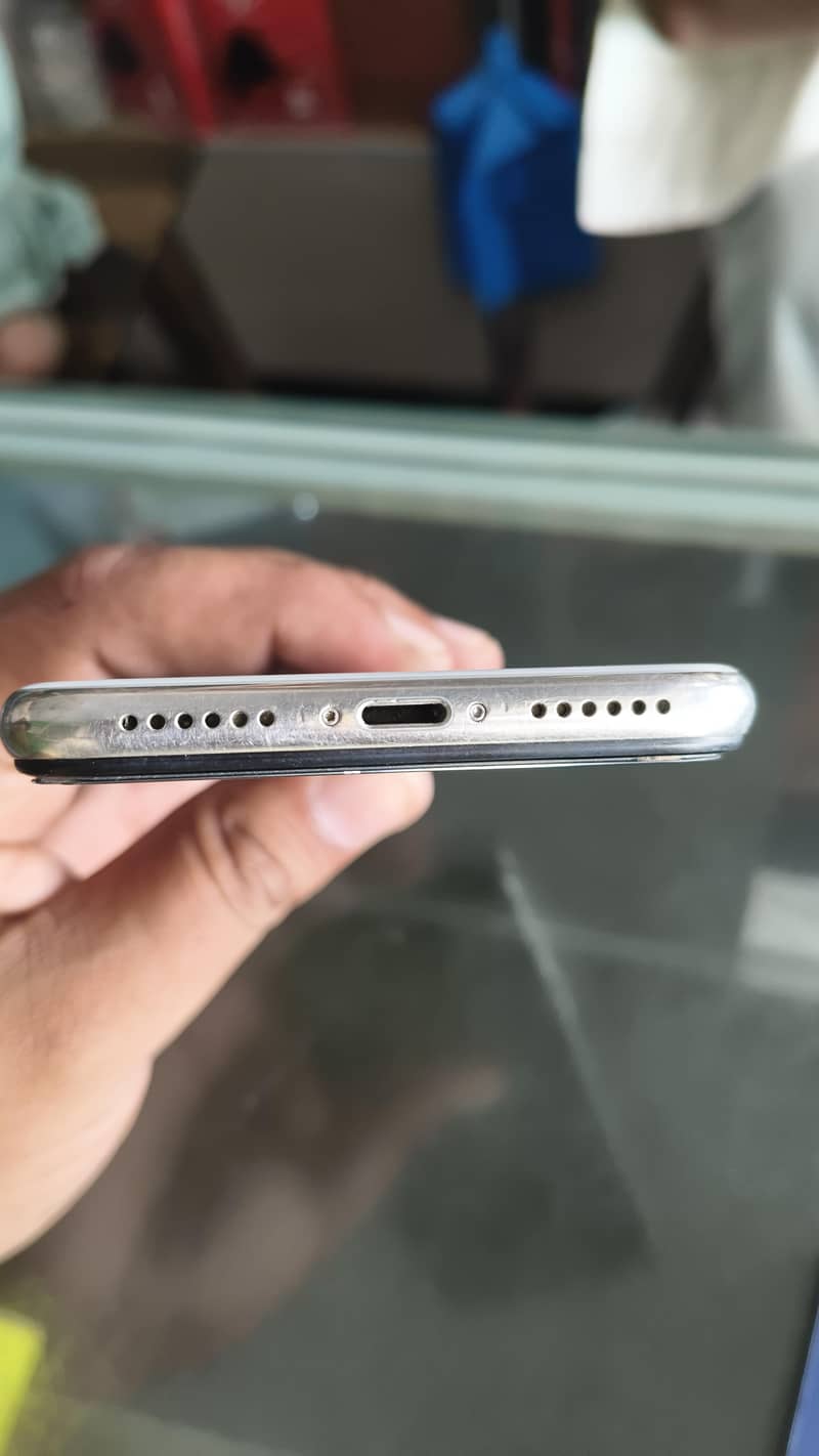 Apple iPhone X 1